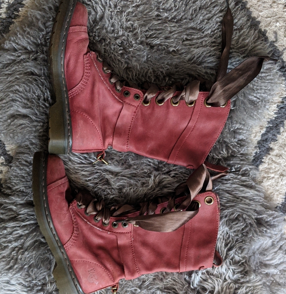 Dr Marten Cranberry Leather Boots w/ Floral Lining
